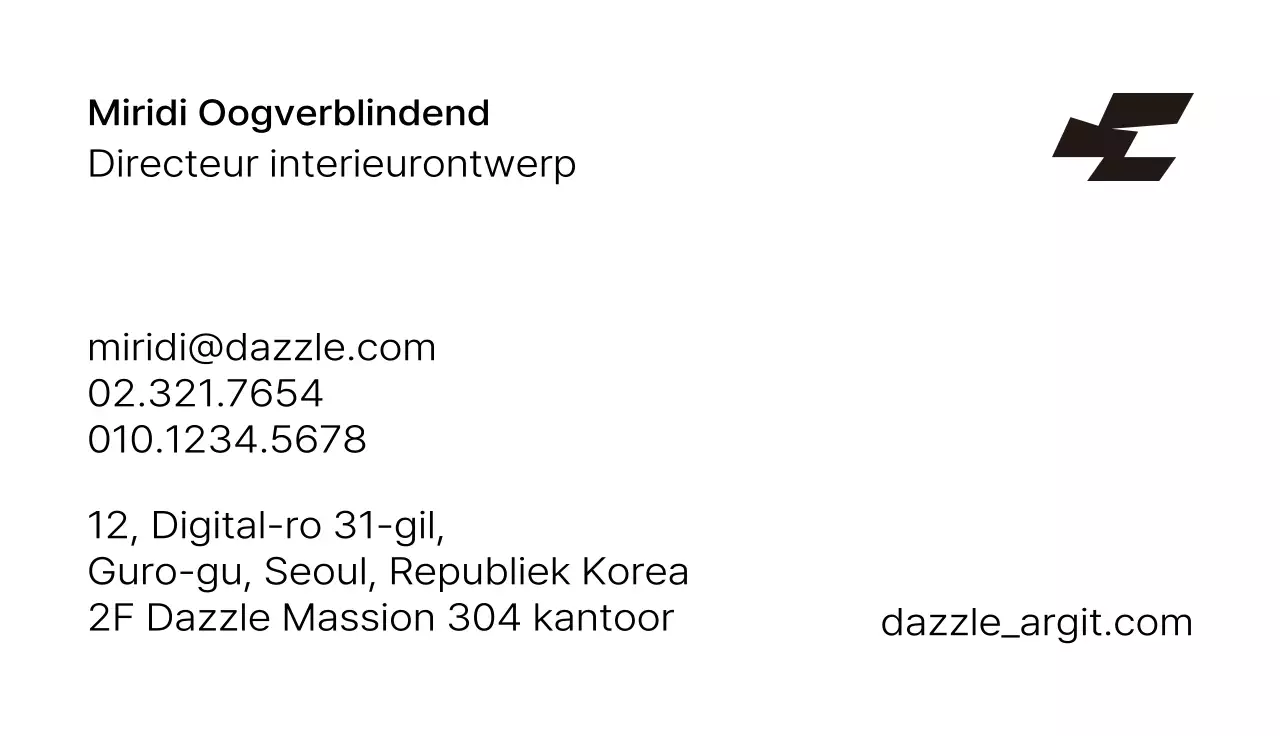 Back-to-basics visitekaartjes met logo onderaan