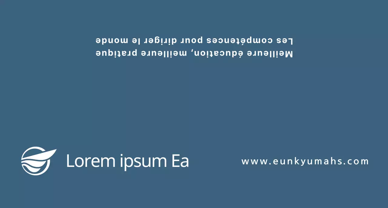 Un concept simple avec un texte bleu foncé pour promouvoir une école supérieure d'art.