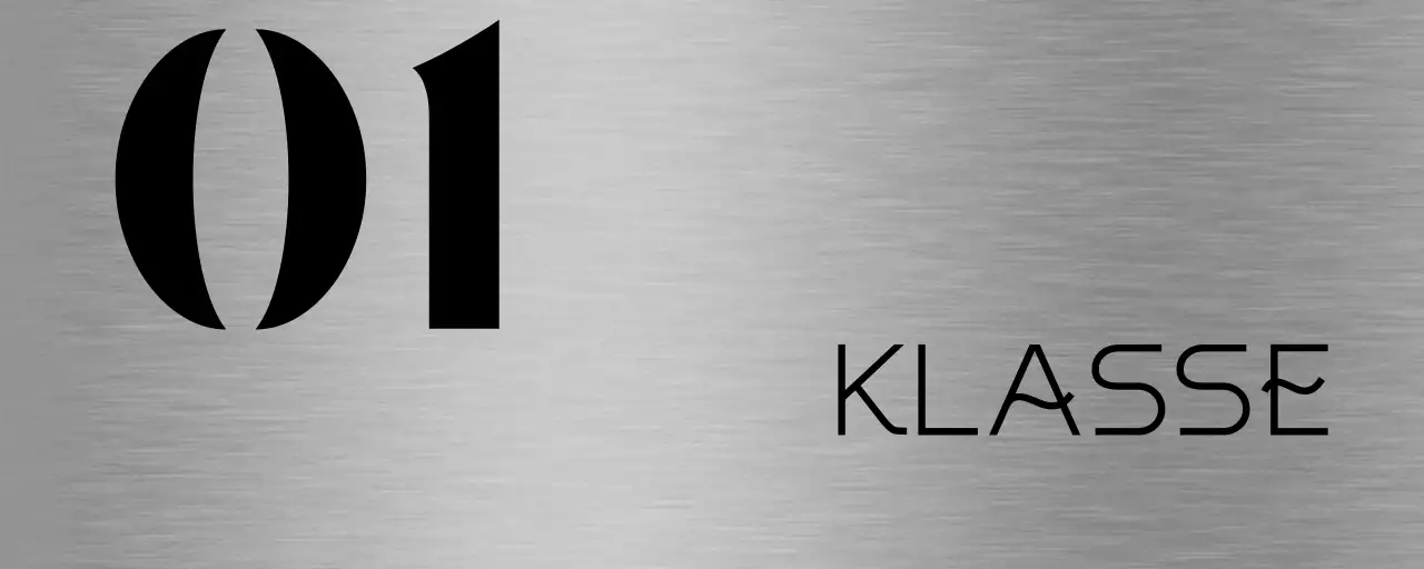 Einfache Platzhalterbeschilderung mit schwarzem Schulklassentext