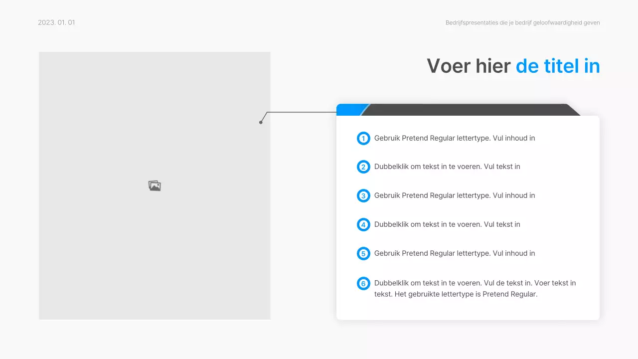 Bedrijfsrapport met een modern kleurverloop in wit en blauw