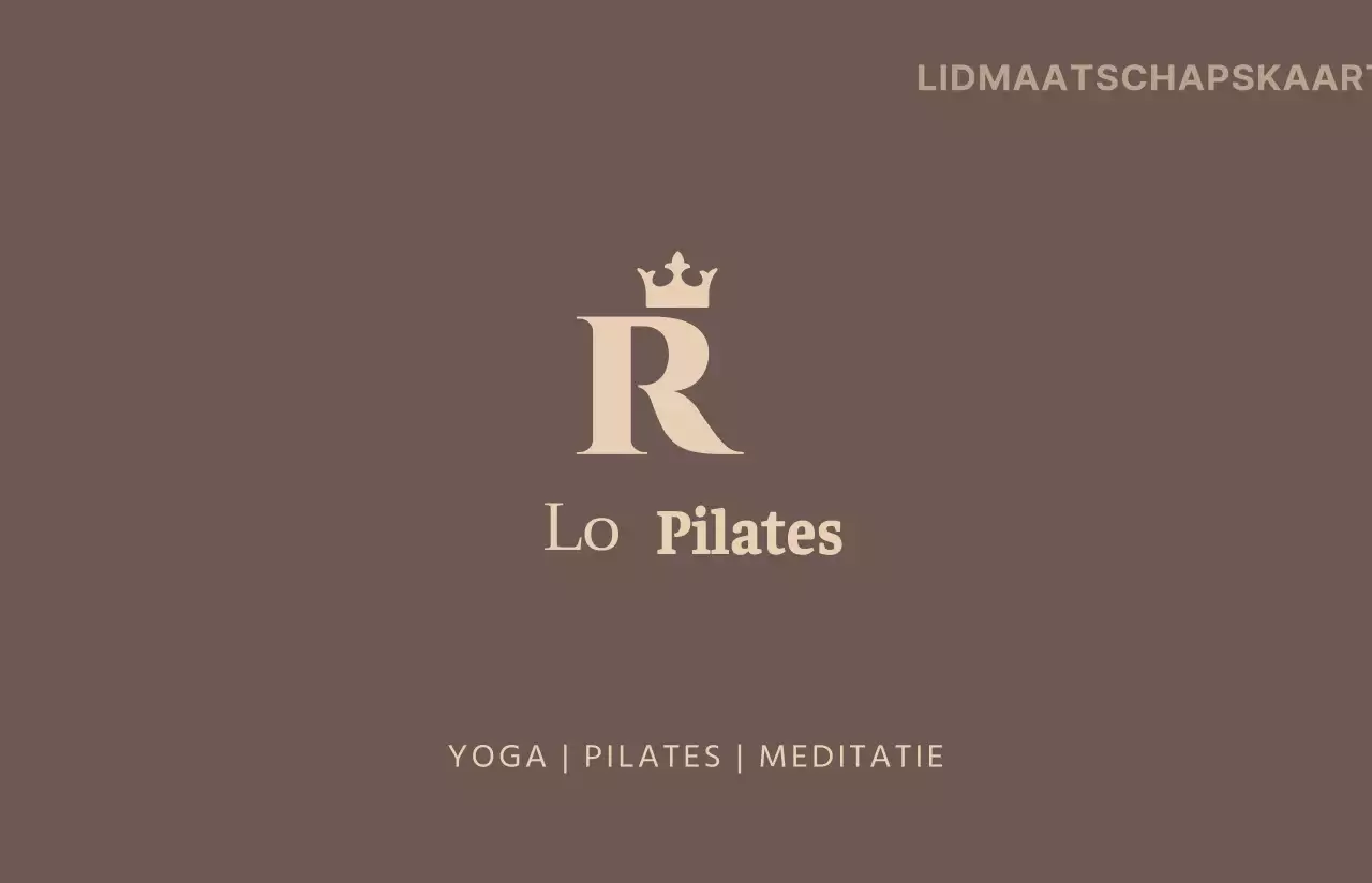 Pilates lidmaatschapskaart in eenvoudige logo-stijl in bruin en lichtgeel