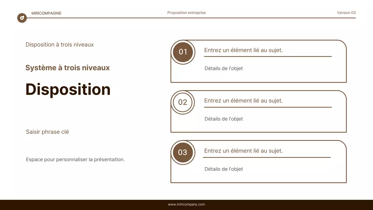 Rapport simple de mise en évidence du texte en marron et blanc