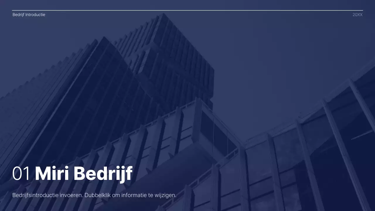 Eenvoudig concept in marineblauw en wit bedrijfsmanagementrapport