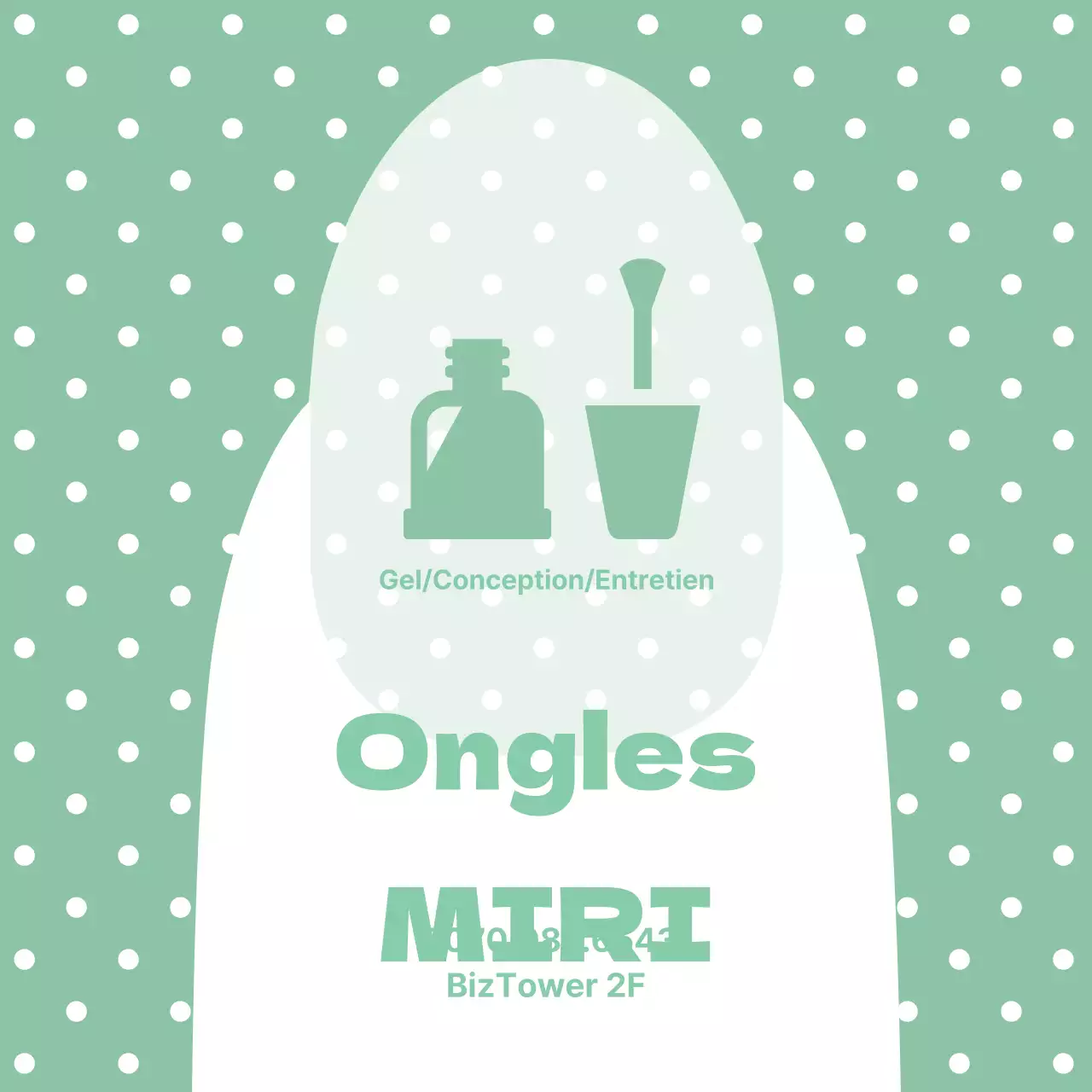 Ongles illustrés sur fond de pois menthe