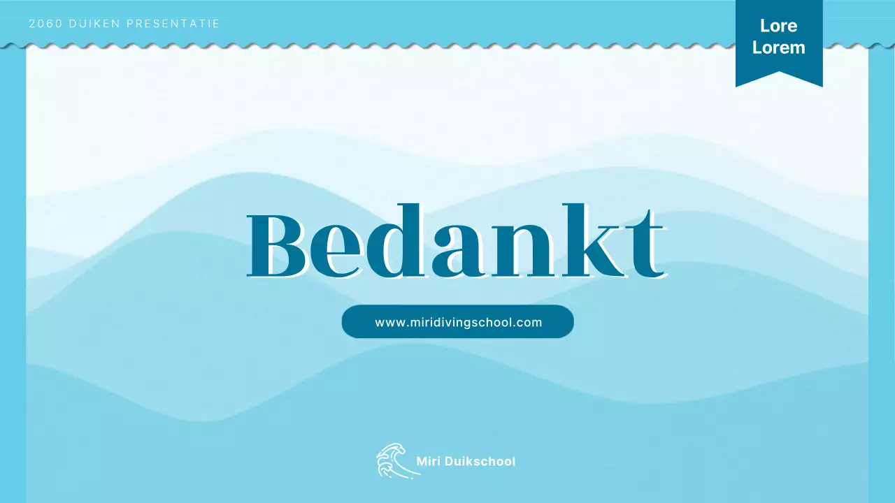 Introductie duikopleiding met lichtblauwe oceaan illustratieconcept