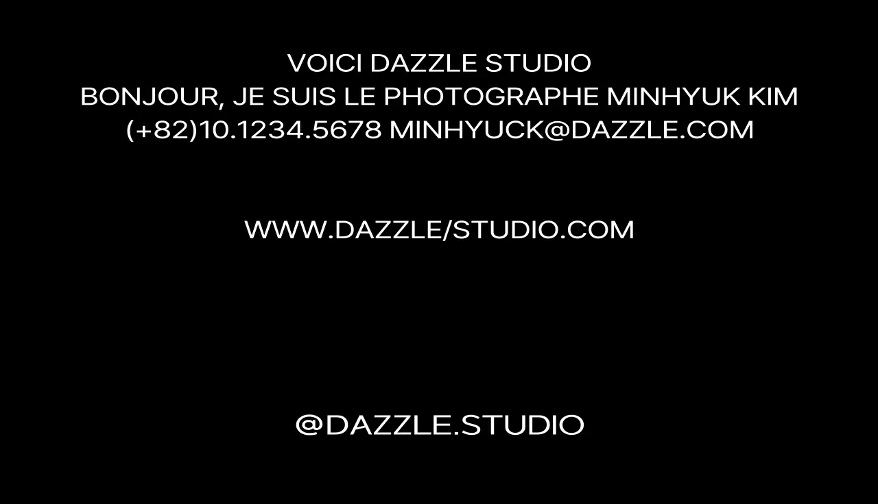 Logo simple et branché en noir et blanc A propos du photographe