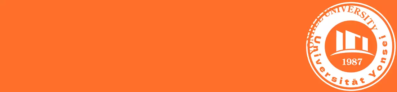 Weste des Community Service Club mit orangefarbenen und weißen Universitätssymbolen