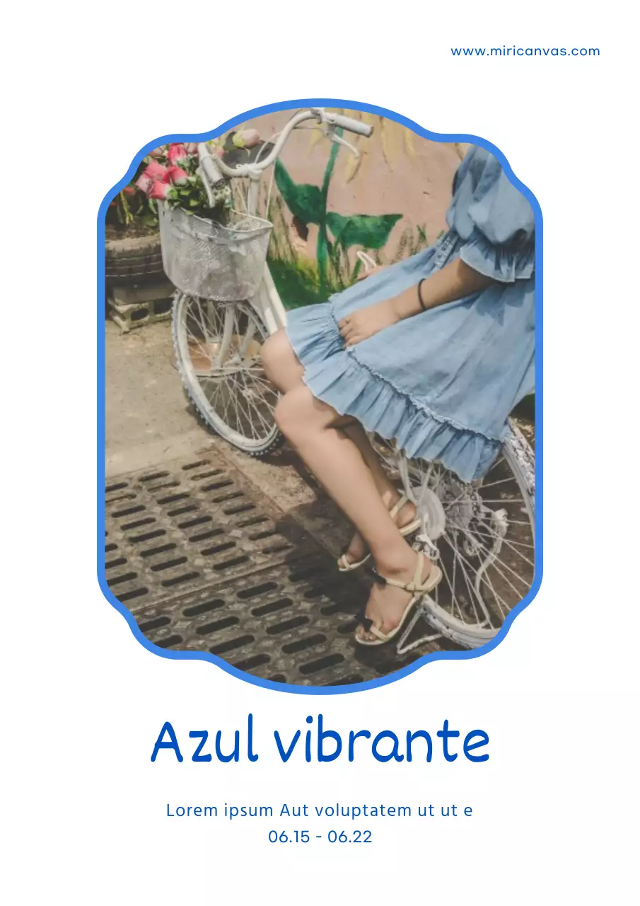 Cartaz de promoção de um desconto em vestuário elegante de uma peça para mulher em branco e azul