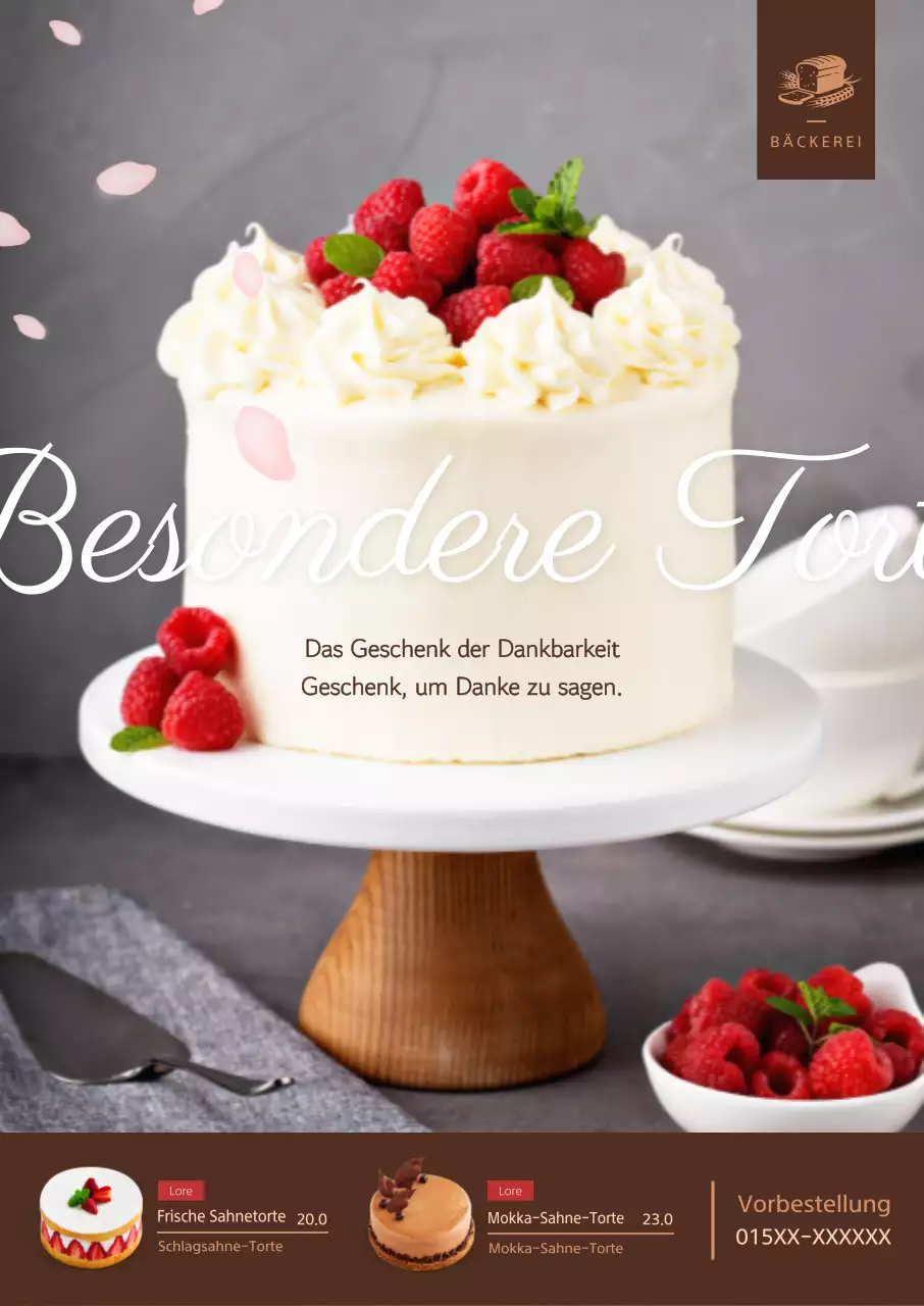 Erdbeerkuchen mit grauem Hintergrund