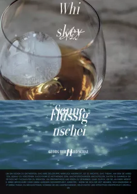 Klare, zweigeteilte Typografie mit einem Whisky-Foto und einem glitzernden blauen Meer