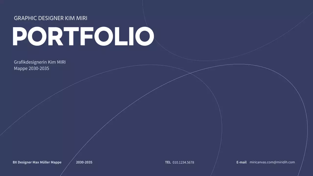 White Navy Neat Portfolio Präsentation für Designer