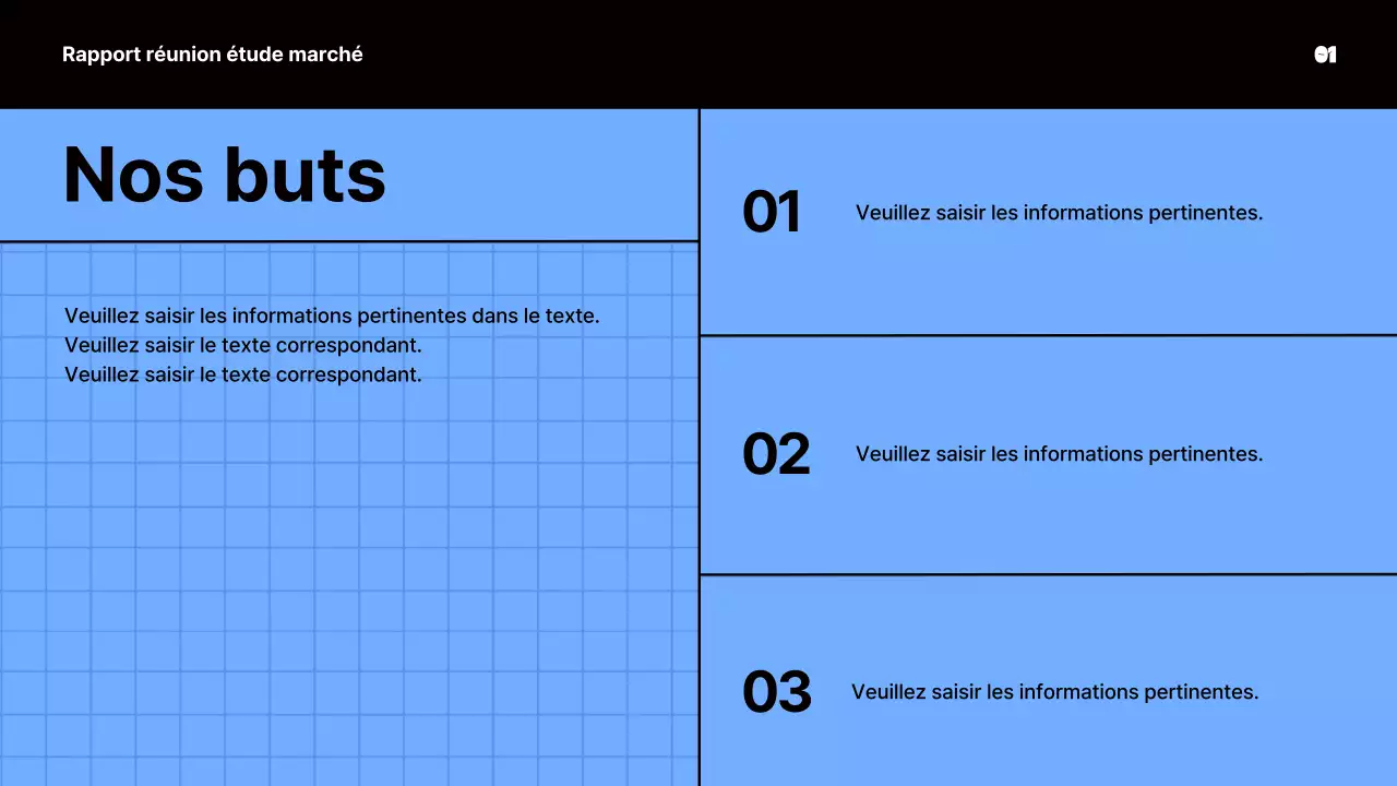 Présentation d'une étude marketing avec un carnet de notes bleu