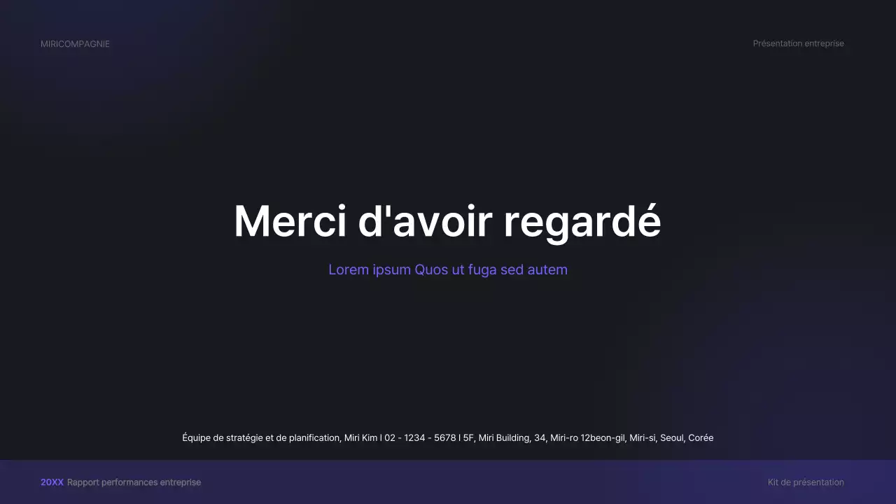 Kit de présentation d'entreprise violet, concept UI tridimensionnel