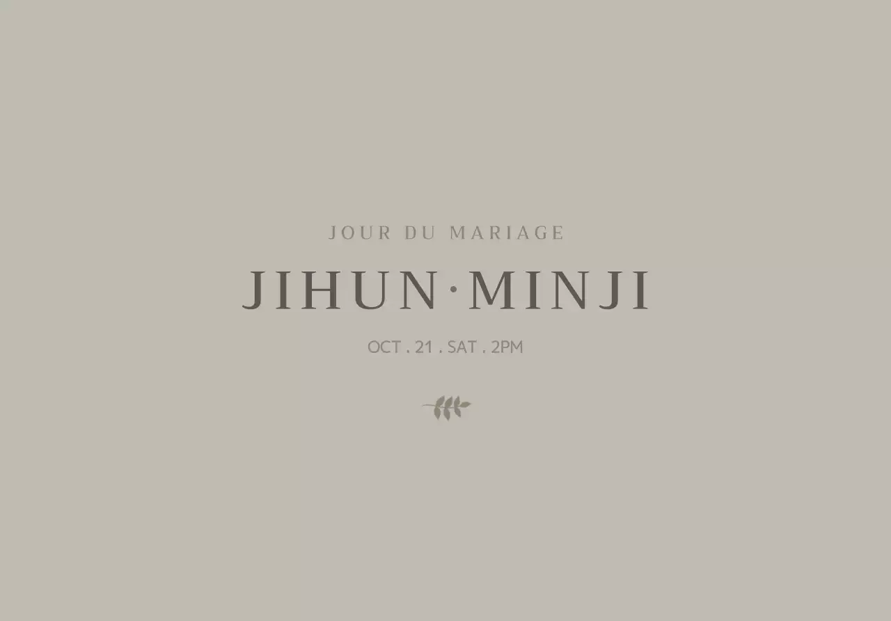 Enveloppes d'invitation au mariage au design simple avec des illustrations botaniques dans des couleurs sourdes et les noms des mariés.