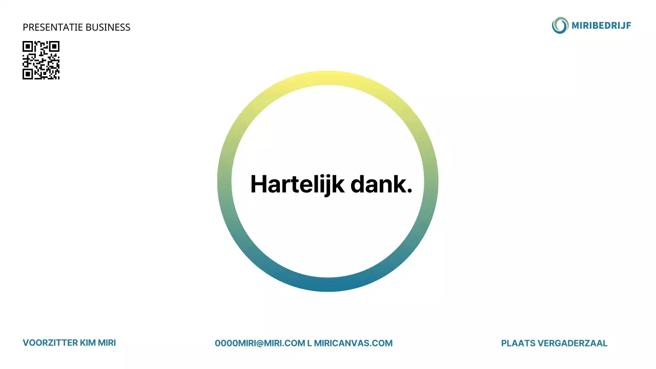 Een modern wit en blauw bedrijfsintroductievoorstel