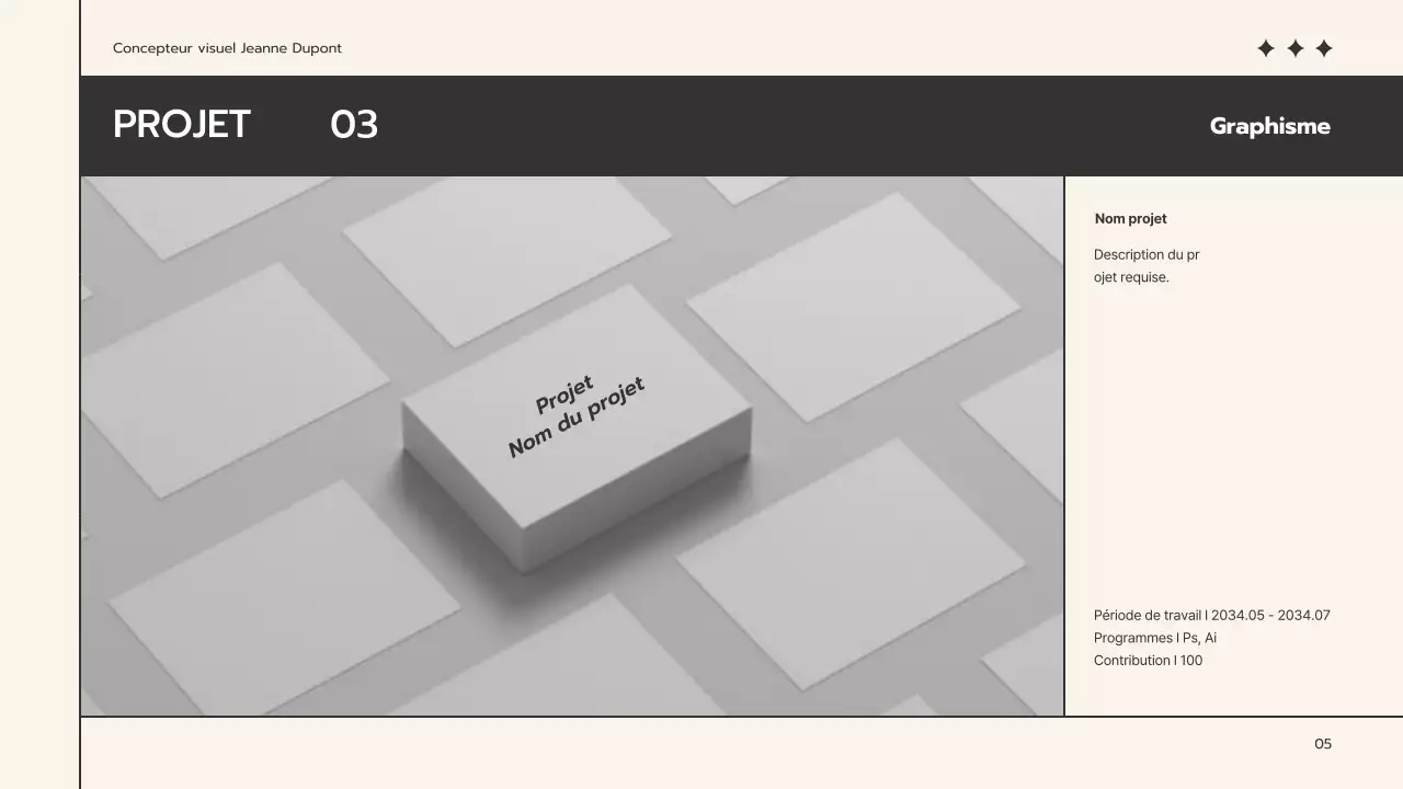 Un portfolio simple, beige et mauve, pour la recherche d'un emploi