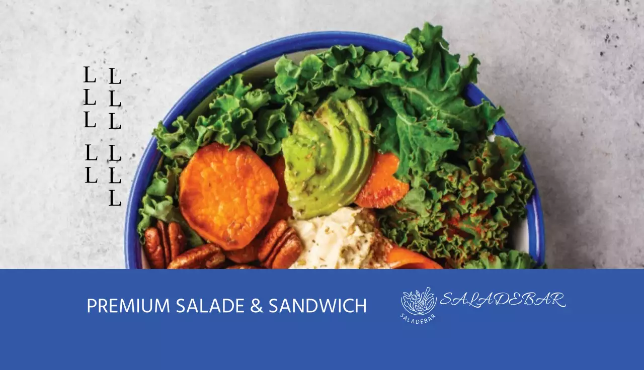 Nette restaurant salade gemarkeerd in blauwe foto