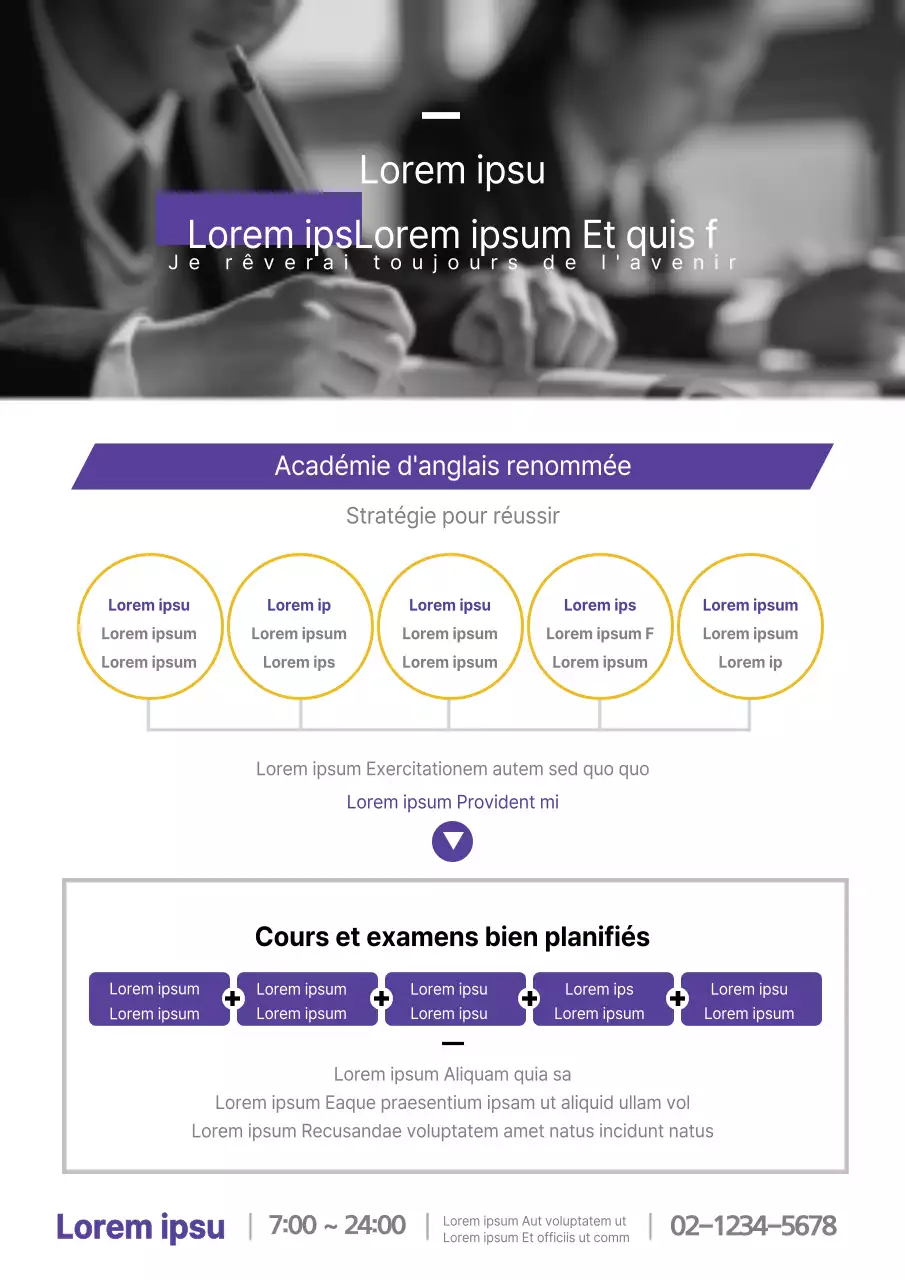 Promotion scolaire soignée avec des photos en noir et blanc d'élèves étudiant en violet