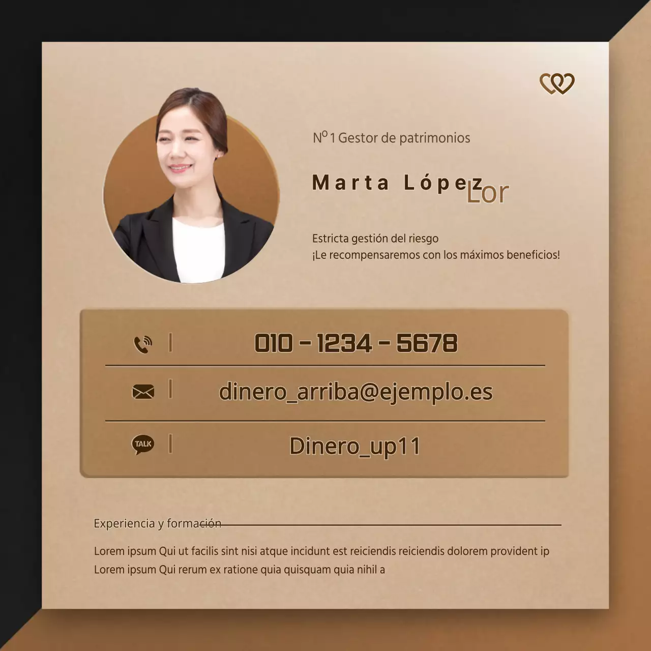 Una sencilla tarjeta de perfil en negro y dorado