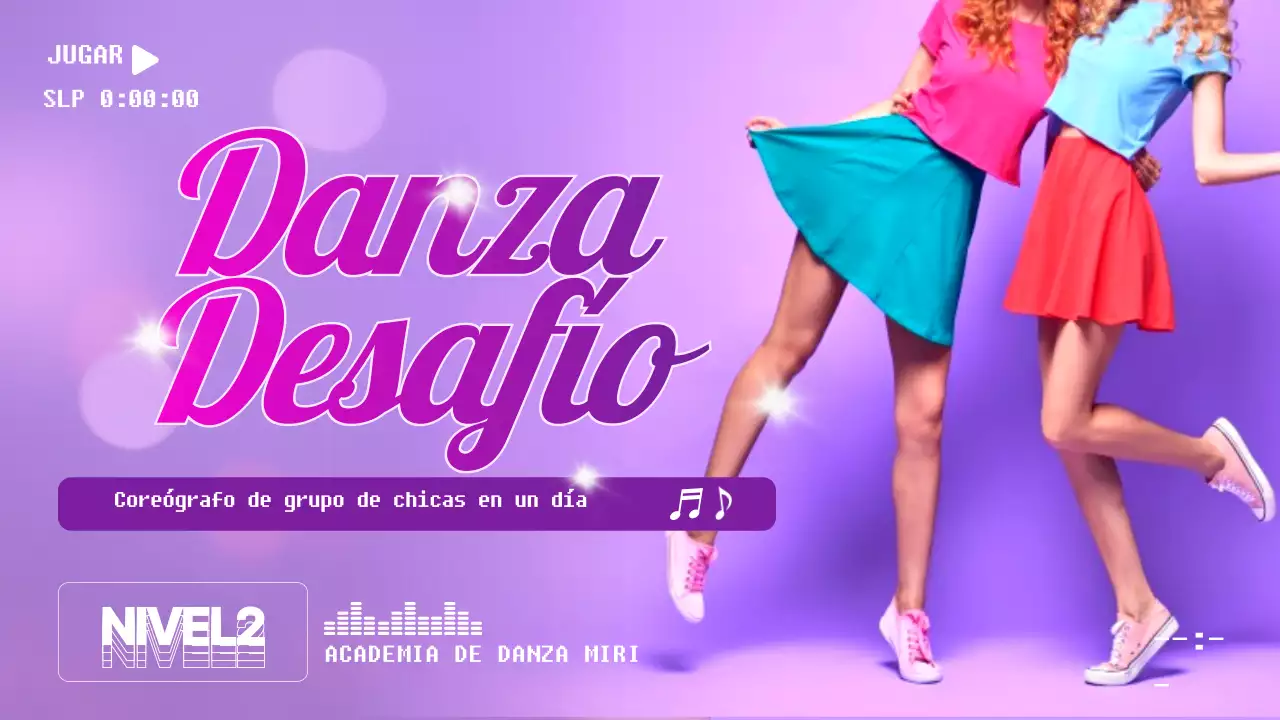 Morada y fotogénica, la clase de un día de la academia de baile para niñas