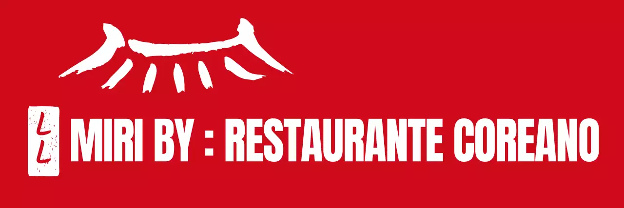 Combinación de símbolos tipográficos tradicionales en negro y rojo, logotipo y sello para el personal y los clientes de un restaurante coreano.