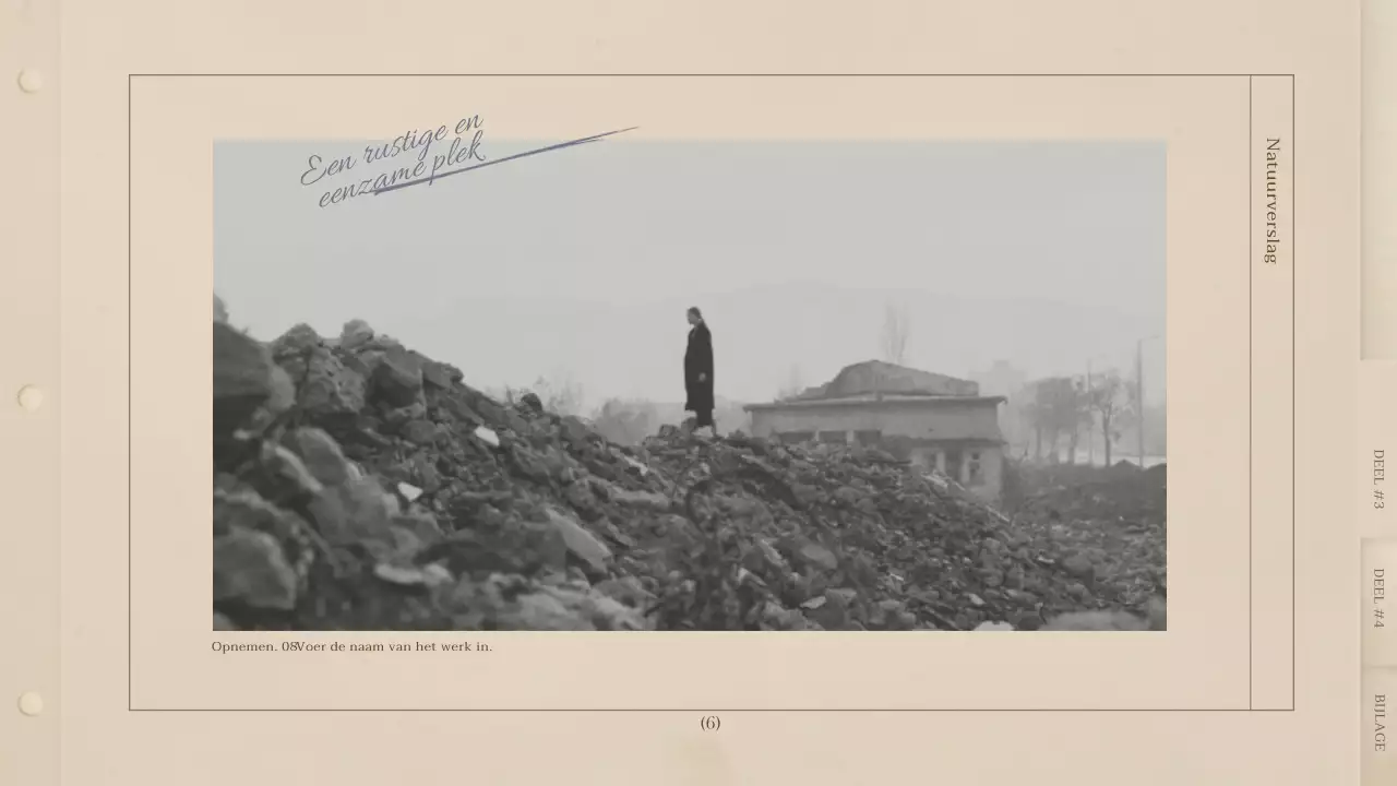 Een beige, vintage-geïnspireerd retro fotoboek