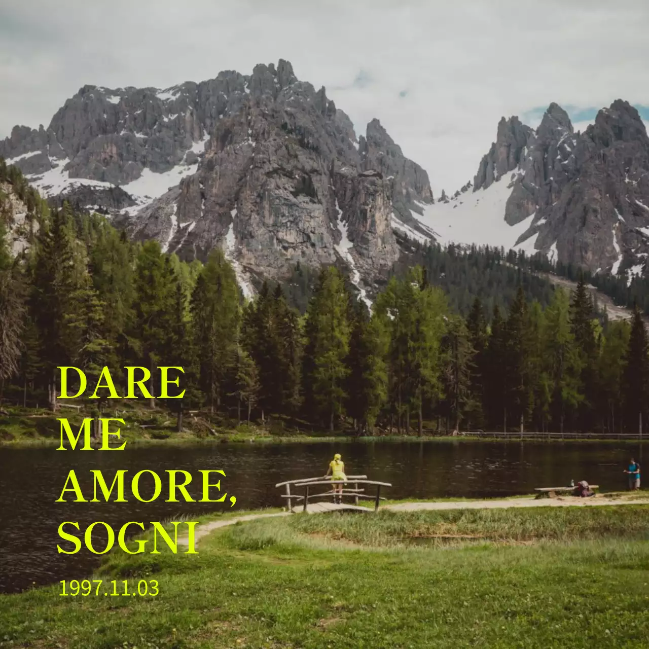 Merchandising con foto d'epoca tranquillizzanti e accenti di verde fluorescente.