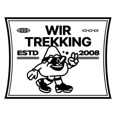 Niedlicher und angesagter Berg-Charakter und Textkombination in schwarzem und weißem Logo-Stil für Bergclub-Werbung und Merchandise.