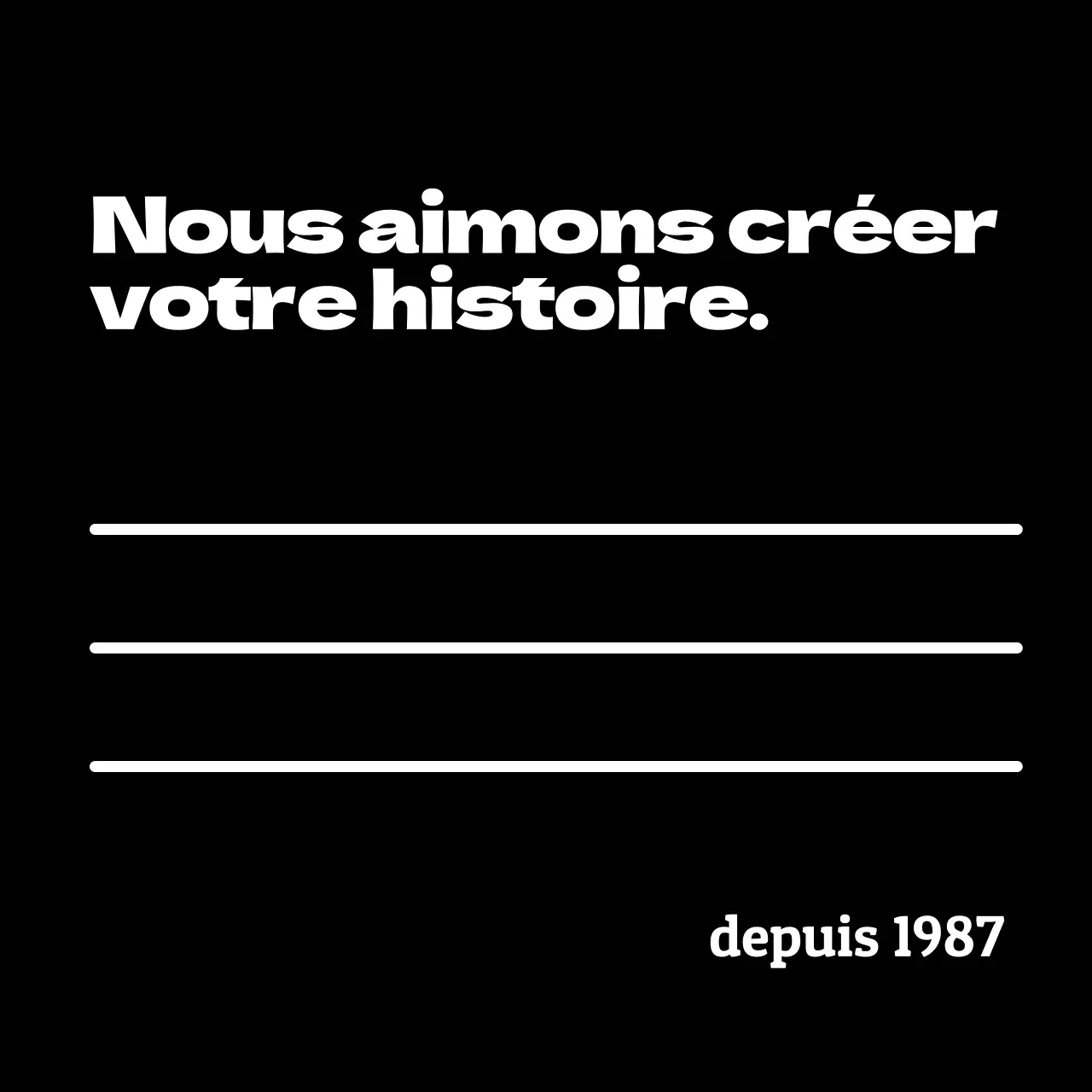 Marchandise simple avec des phrases anglaises en noir et blanc et des soulignements