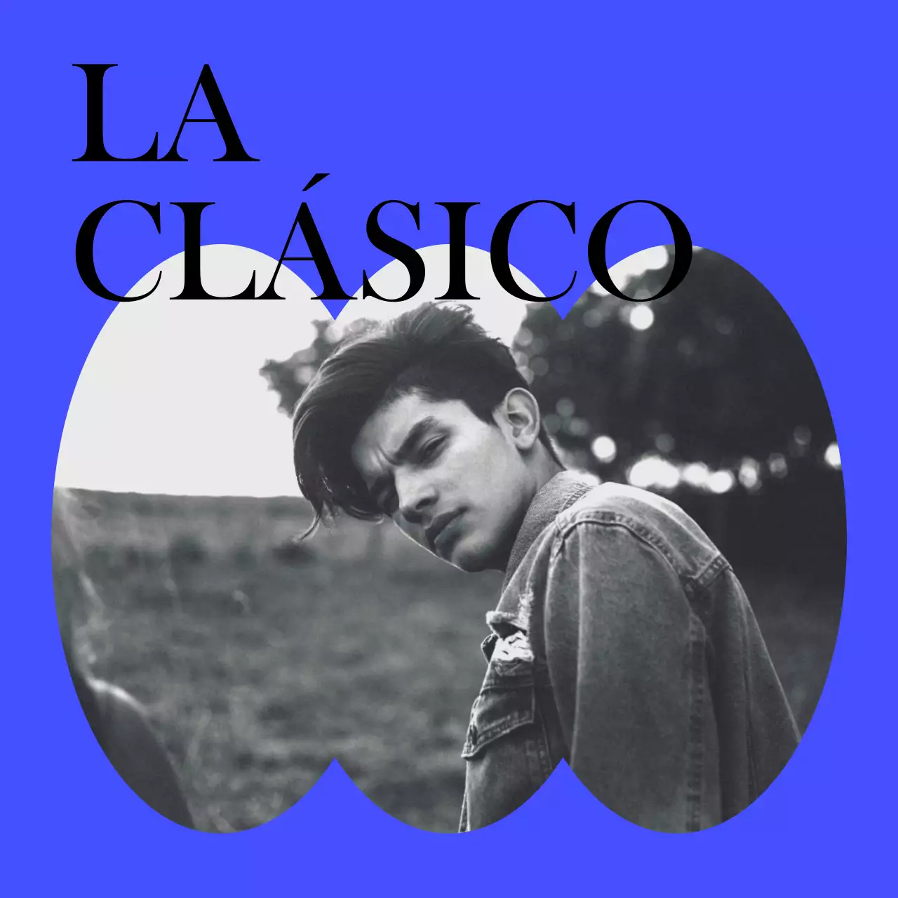 Mercancía sentimental con marcos de diferentes formas en azul, verde y negro, y fotos en blanco y negro