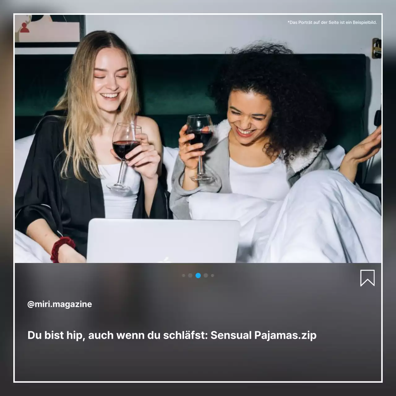 Weiße moderne Home-Entertainment-Anzeige