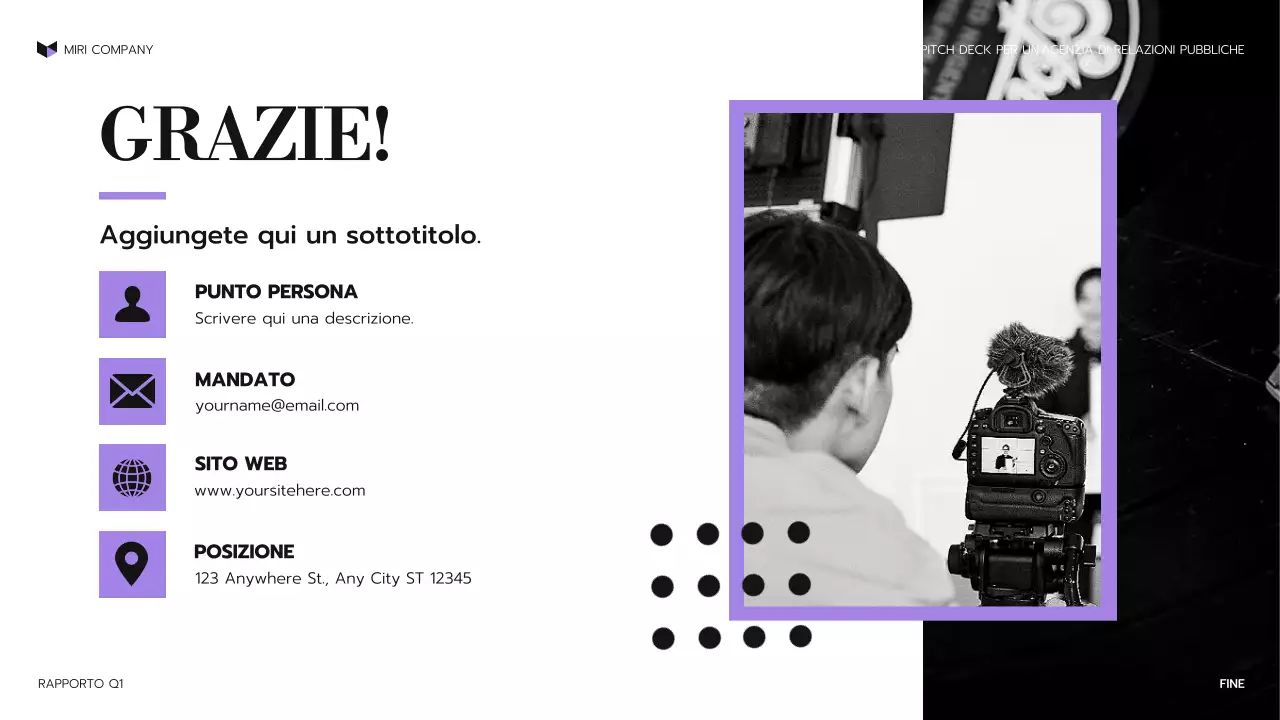 presentazione di un'agenzia moderna di colore viola