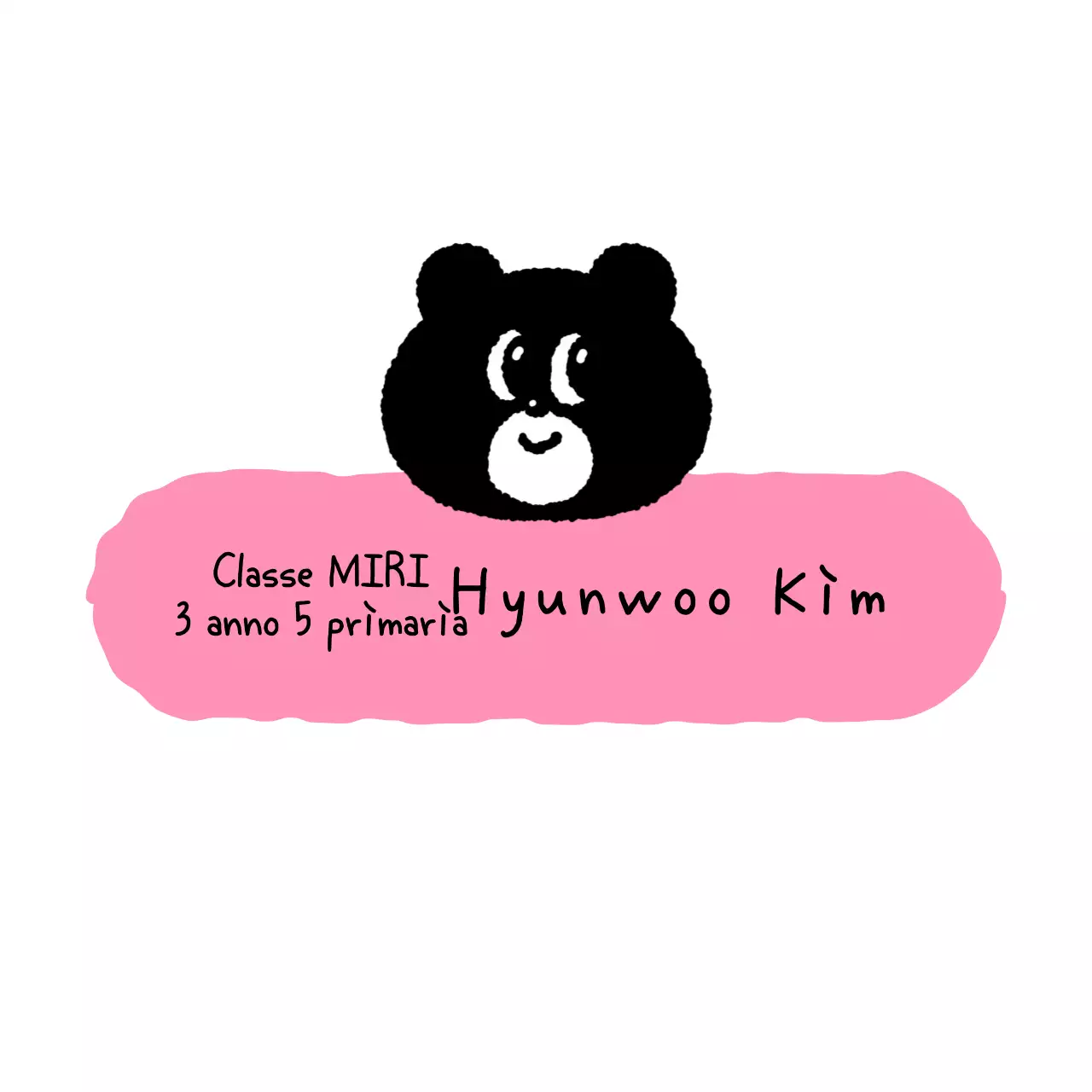 Simpatico badge rosa per la scuola