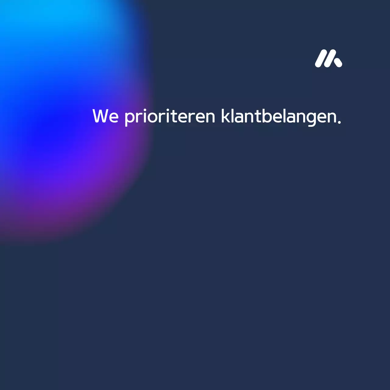 Financiële advertenties met blauw kleurverloop