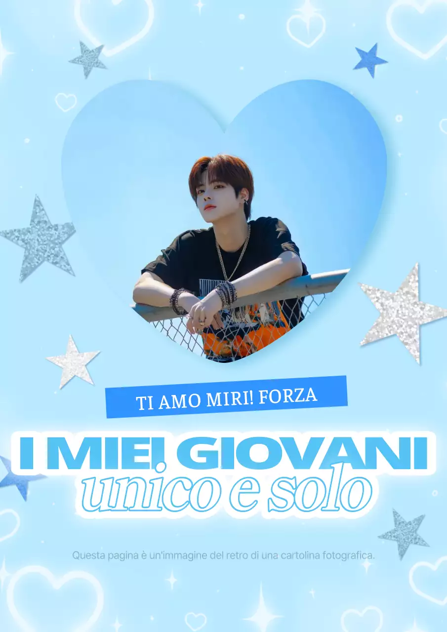 Fotogramma giovanile pop azzurro