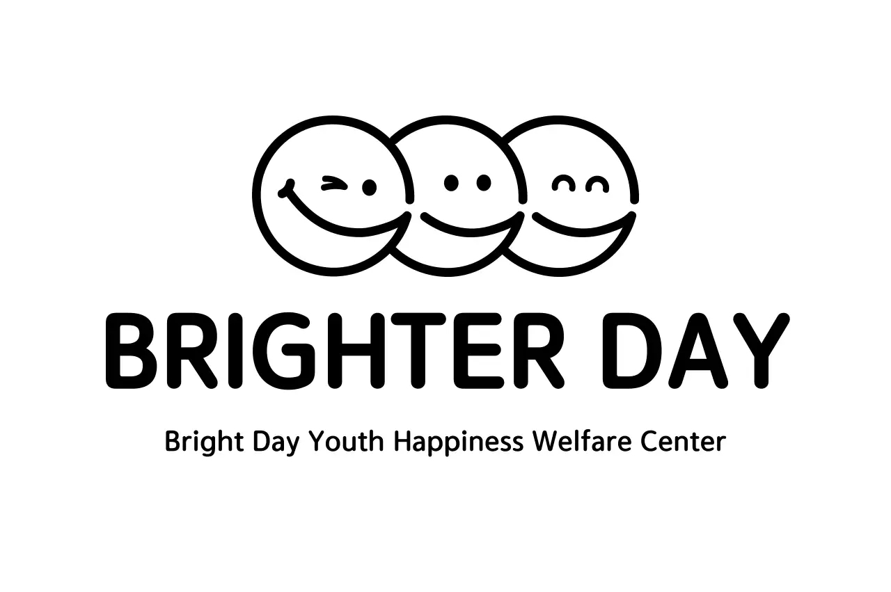 Promosikan logo sederhana berwarna hitam