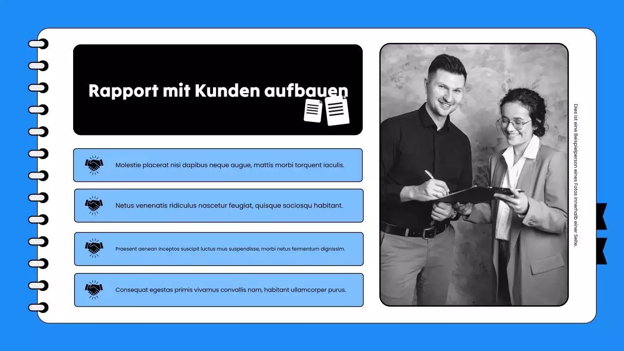 Blau-weiße Präsentation zur Mitarbeiterschulung im Verkauf