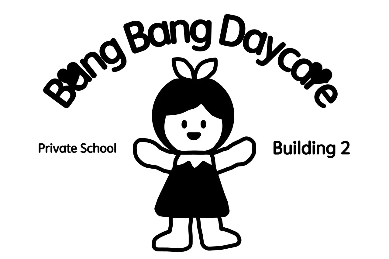 Logo penitipan anak yang lucu dengan ilustrasi anak