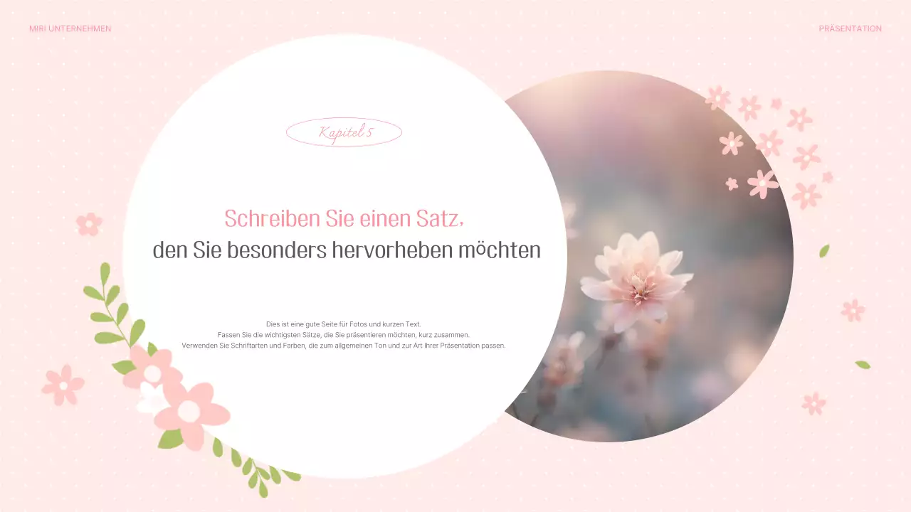 Rosa und hübsche Frühlingsblumen als Hintergrund für den Planer