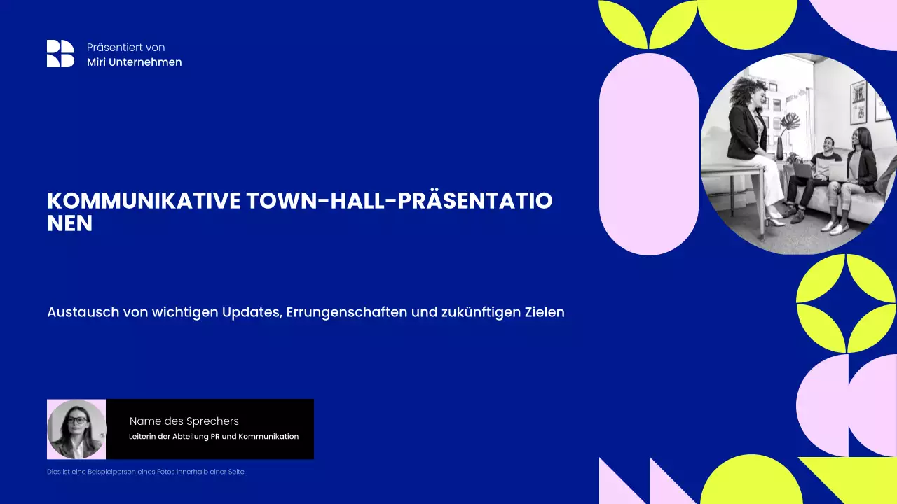 Blue Geometric Townhall Meeting Präsentation
