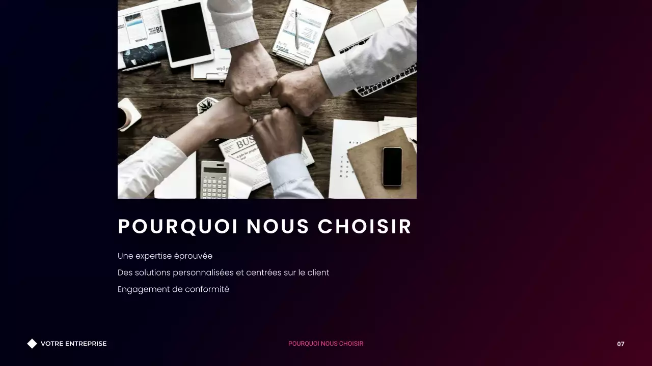 Présentation d'agence de conseil minimaliste moderne avec dégradé sombre