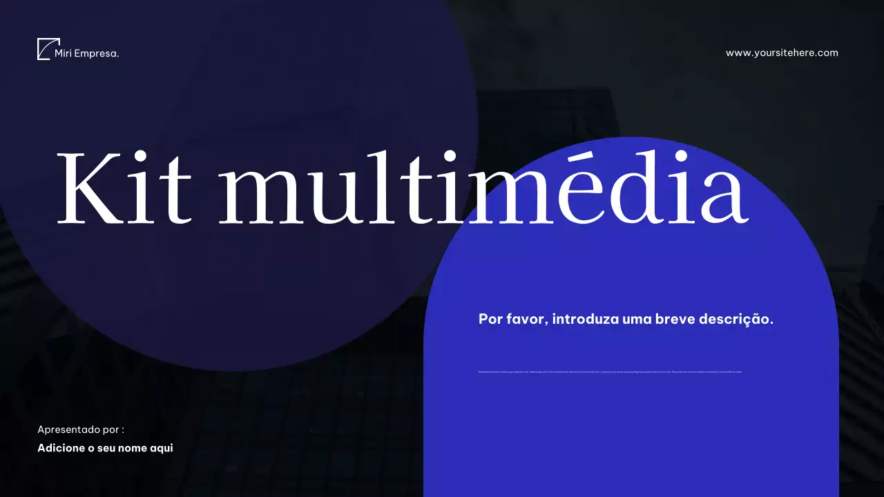 Documento Blue Modern Media