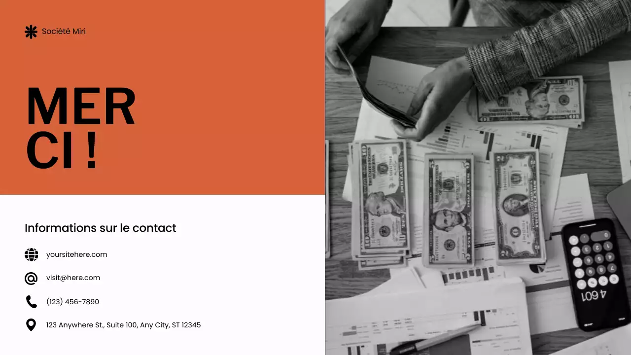 Présentation du planificateur budgétaire orange et blanc