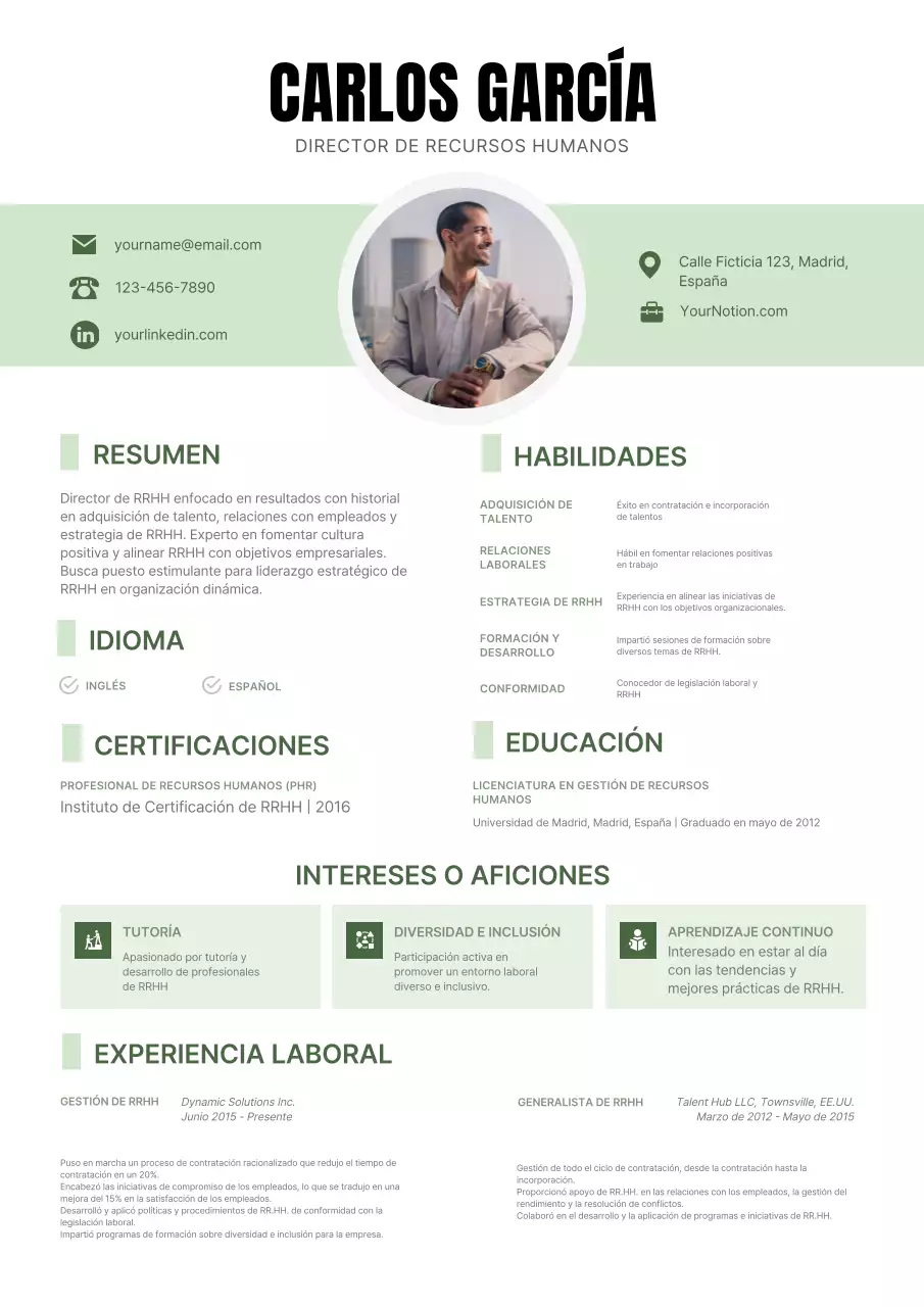 Green Simple Modern Elegant Human Resources Manager Resume