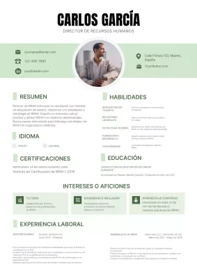 Green Simple Modern Elegant Human Resources Manager Resume
