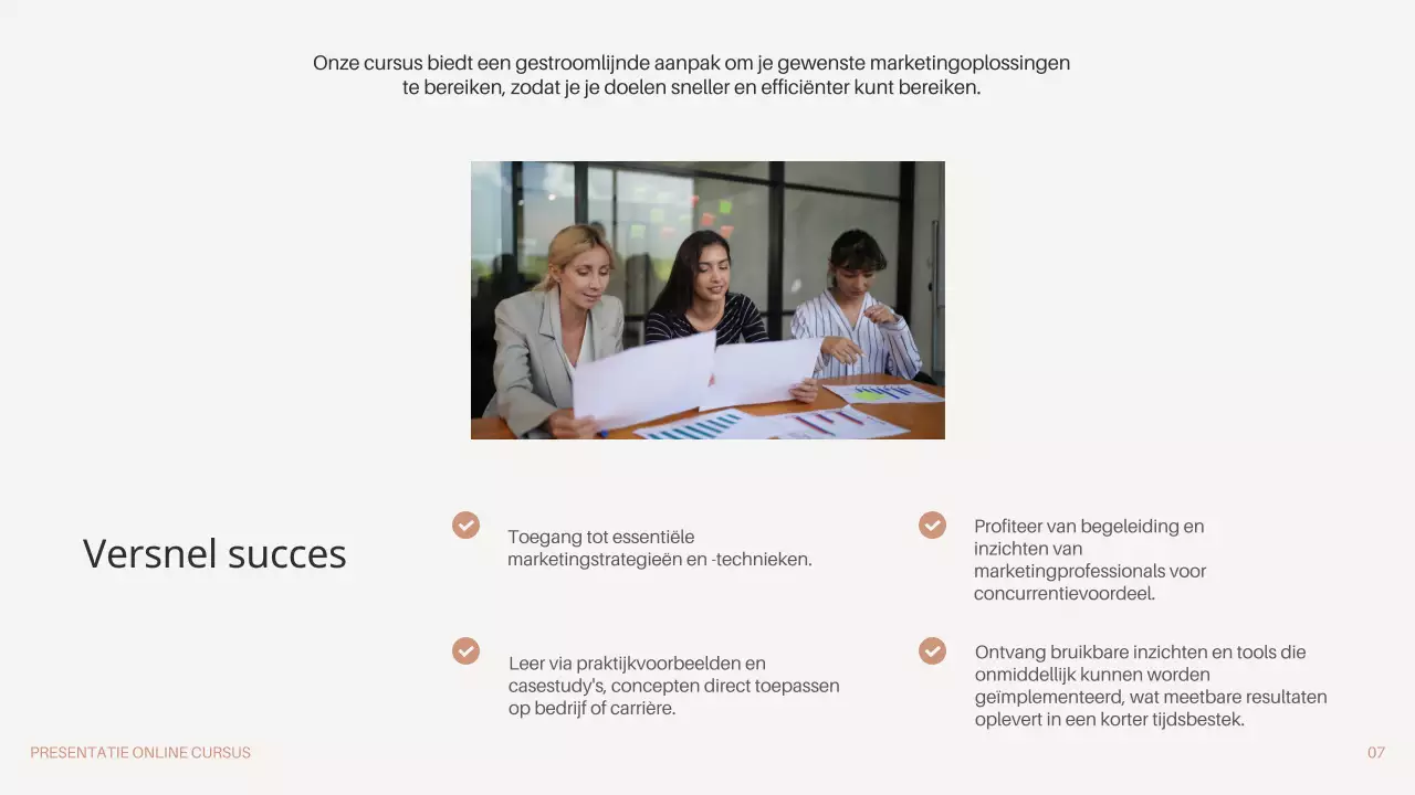 Zwart Bruin Beige Minimale Online Cursus Promotie