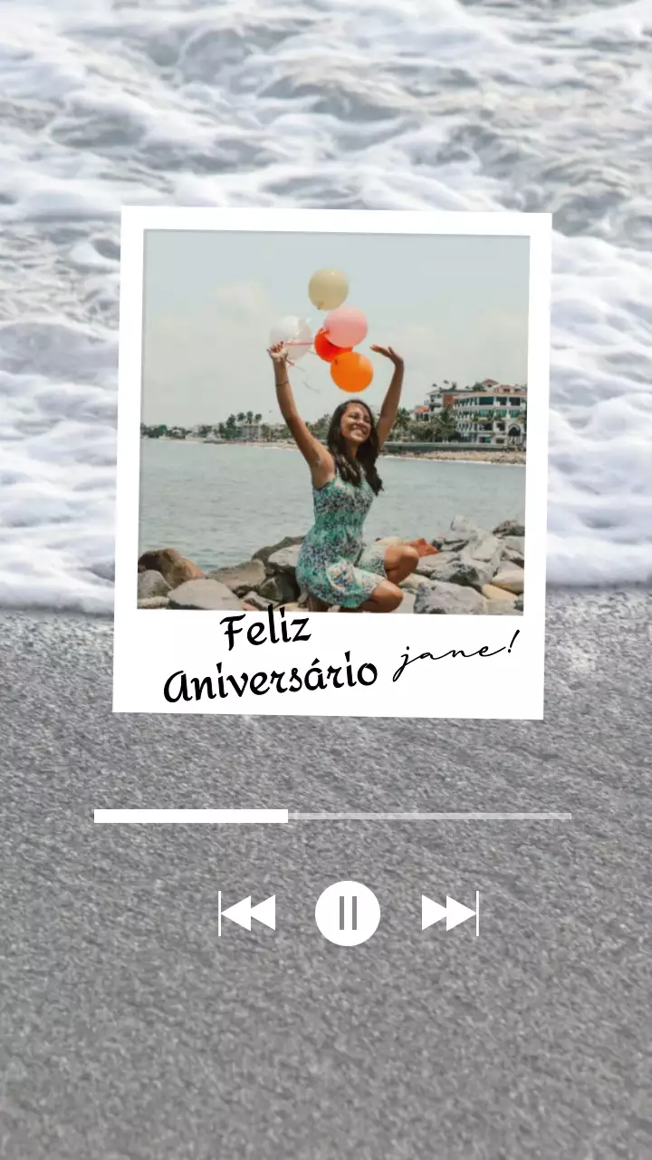 Saudação de aniversário moderna minimalista branca