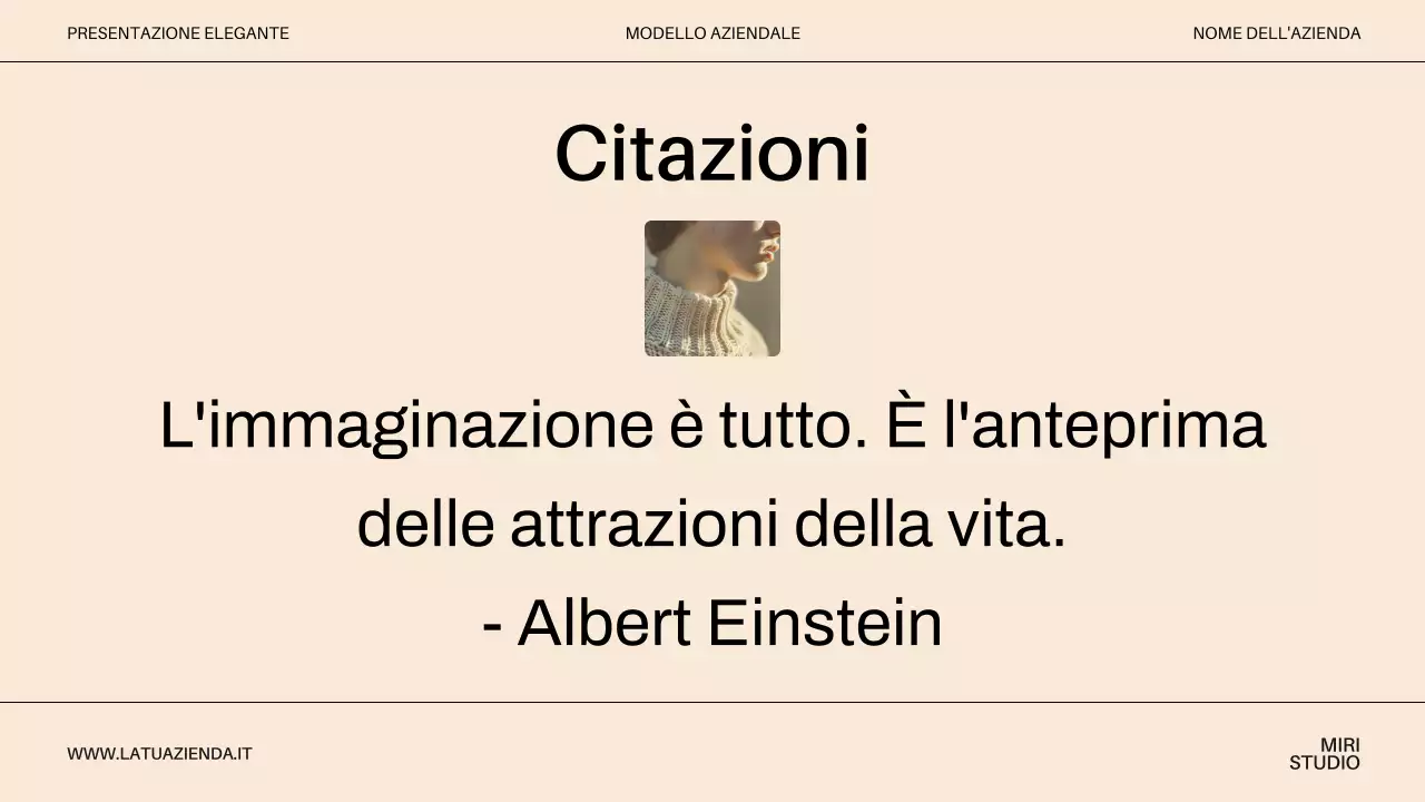 Presentazione dell'azienda Beige Minimal Modern Business