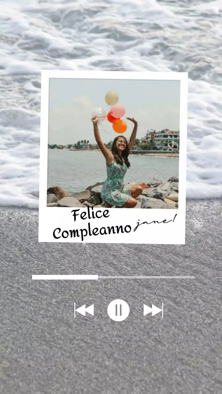 Bianco Minimal Modern Birthday Greeting