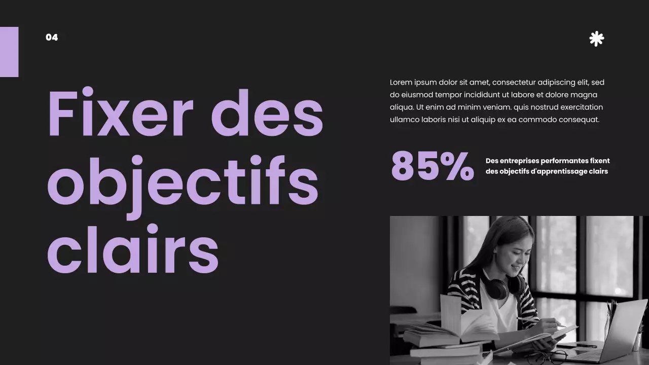 Purple White Simple Strategic Study Class Materials (matériel d'étude stratégique simple)